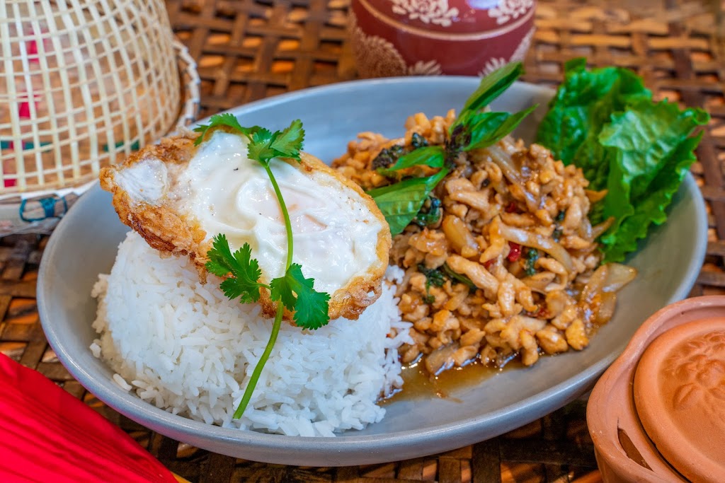 Isarn Thai Soul Kitchen | restaurant | 2316 NE 65th St Suite 101, Seattle, WA 98115, USA | 2069132993 OR +1 206-913-2993