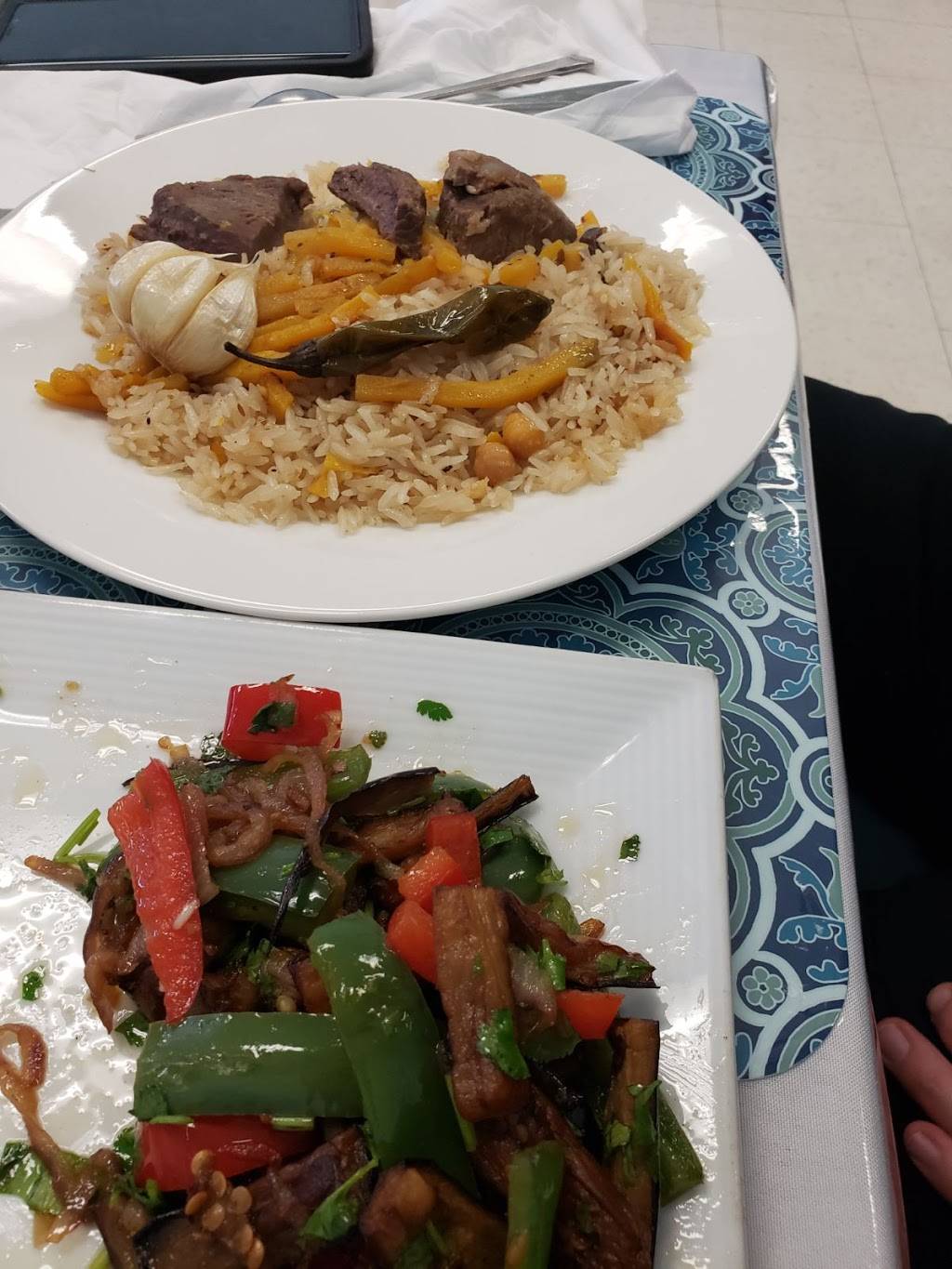 Karvon Restaurant | restaurant | 3433A Simpson Ferry Rd, Camp Hill, PA 17011, USA | 7173179944 OR +1 717-317-9944