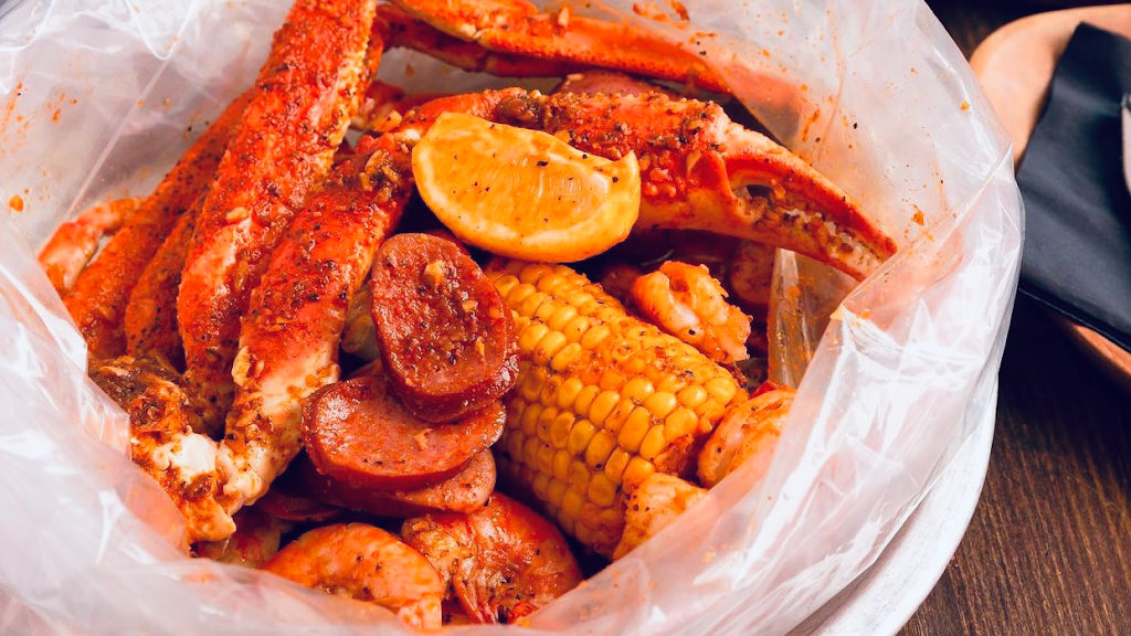 Pier 15 Seafood Boil & Grill | restaurant | 713 S Orange Blossom Trail, Apopka, FL 32703, USA | 4077037272 OR +1 407-703-7272
