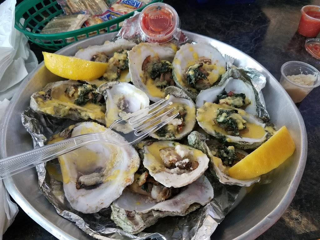 Thirsty Oyster | restaurant | 1 S Atlantic Ave, Cocoa Beach, FL 32931, USA | 3216133048 OR +1 321-613-3048