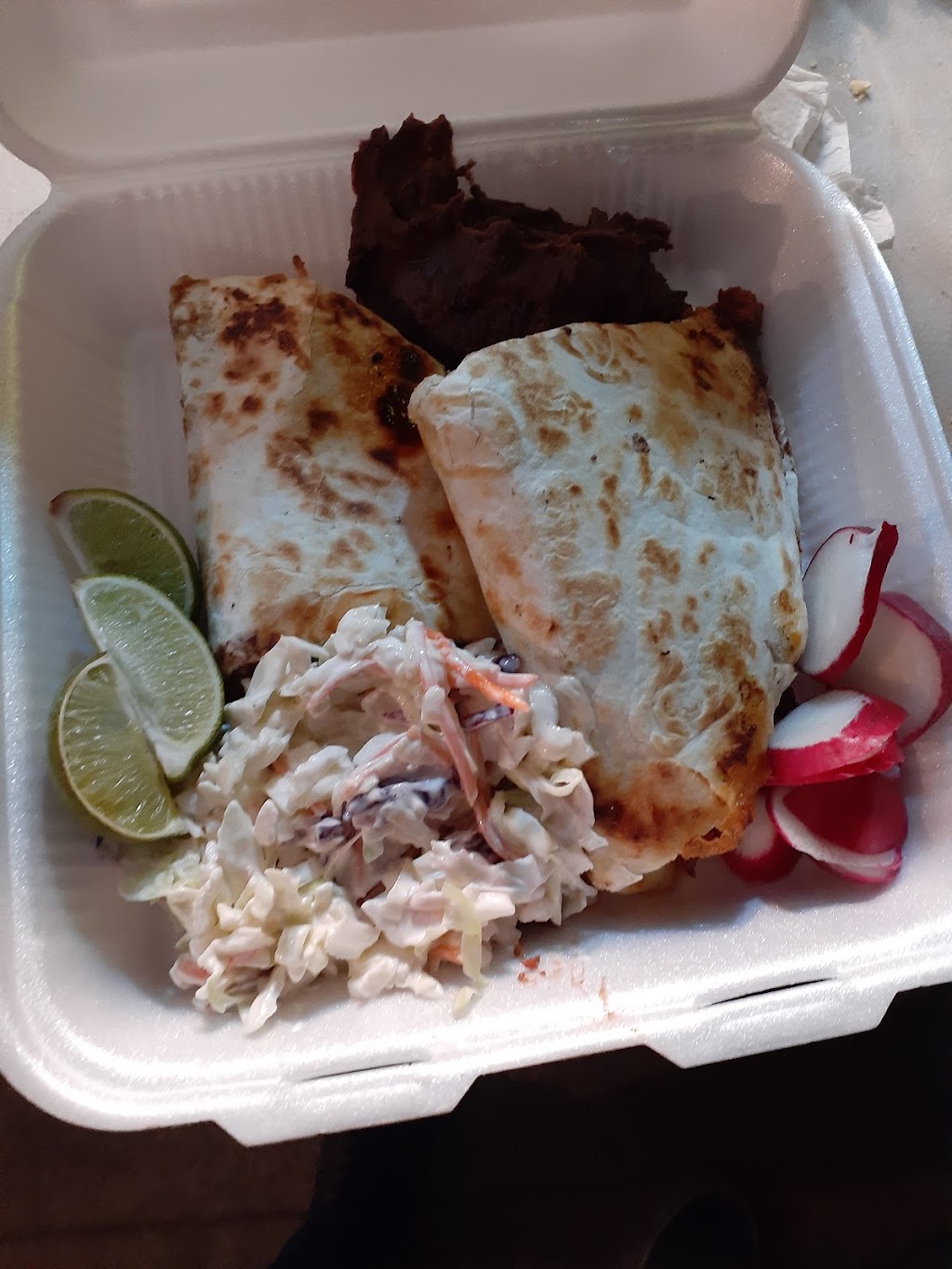 Taco las gemelas | restaurant | 7341Foothill Blvd, Foothill Blvd, Tujunga, CA 91042, USA | 8184411953 OR +1 818-441-1953