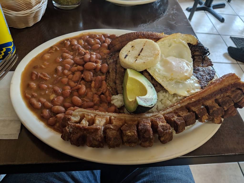 El Cafetero Bakery | restaurant | 124 E Post Rd # B, White Plains, NY 10601, USA | 9149498385 OR +1 914-949-8385