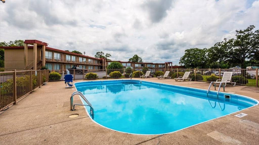 Econo Lodge Batesville | restaurant | 773 Batesville Blvd, Batesville, AR 72501, USA | 8706981855 OR +1 870-698-1855