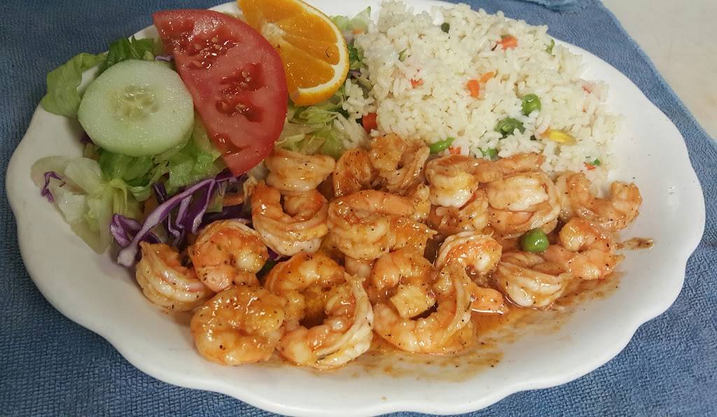 Las Islas Marias II | restaurant | 2903 W Diversey Ave, Chicago, IL 60647, USA | 7732527303 OR +1 773-252-7303