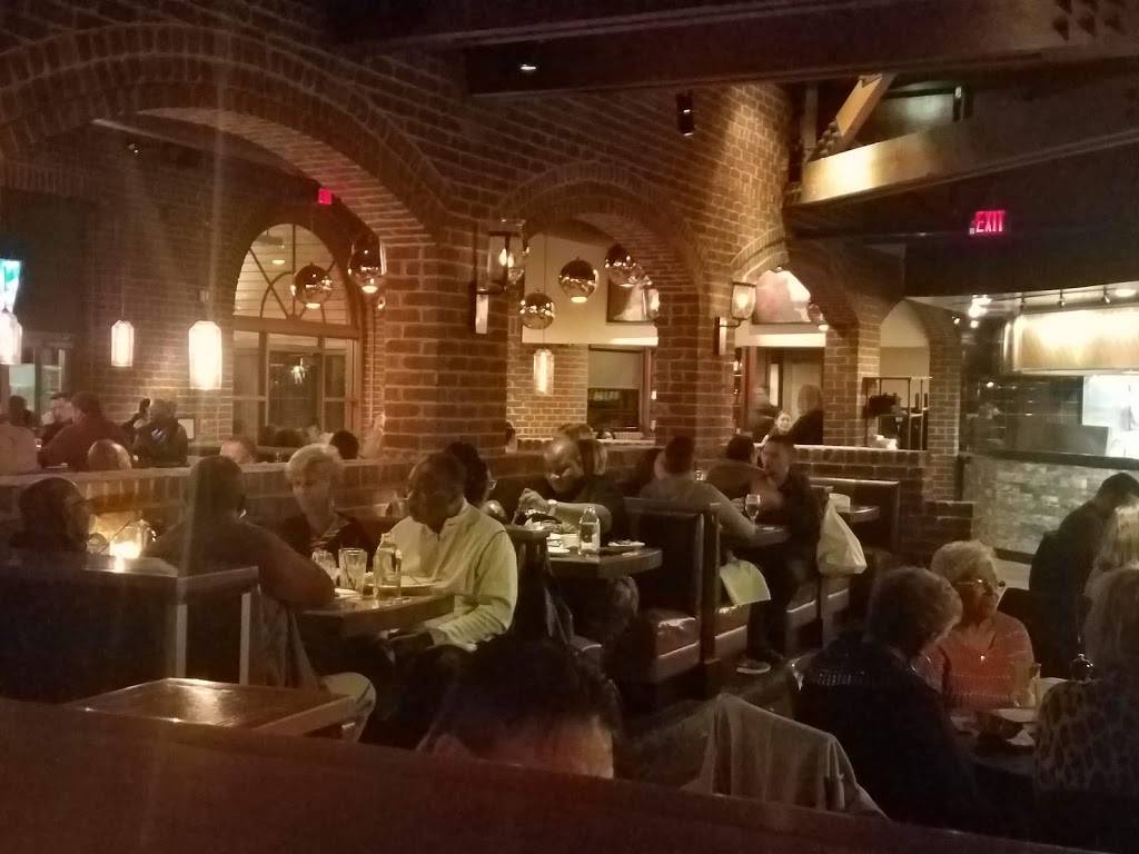 J. Alexanders Restaurant | restaurant | 1307, 1410 16th St, Oak Brook, IL 60523, USA | 6305738180 OR +1 630-573-8180