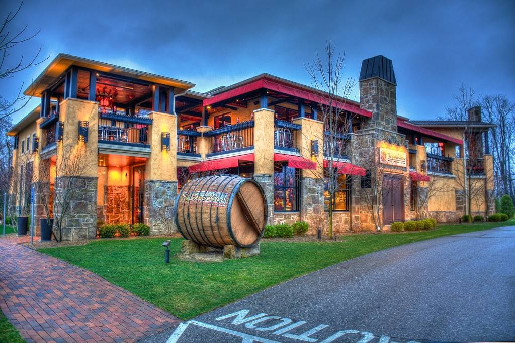 The Crush House at Gervasi Vineyard | restaurant | 1700 55th St NE, Canton, OH 44721, USA | 33049710005 OR +1 330-497-1000 ext. 5