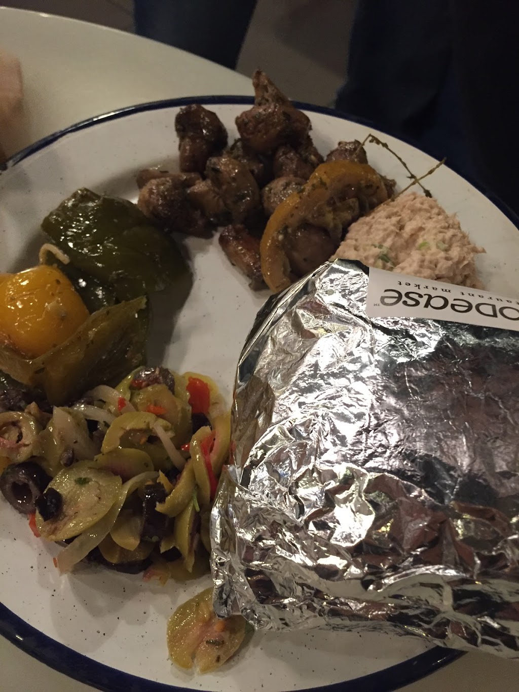 Food Ease | restaurant | Water Tower Place, 835 Michigan Ave, Chicago, IL 60611, USA | 3123353663 OR +1 312-335-3663