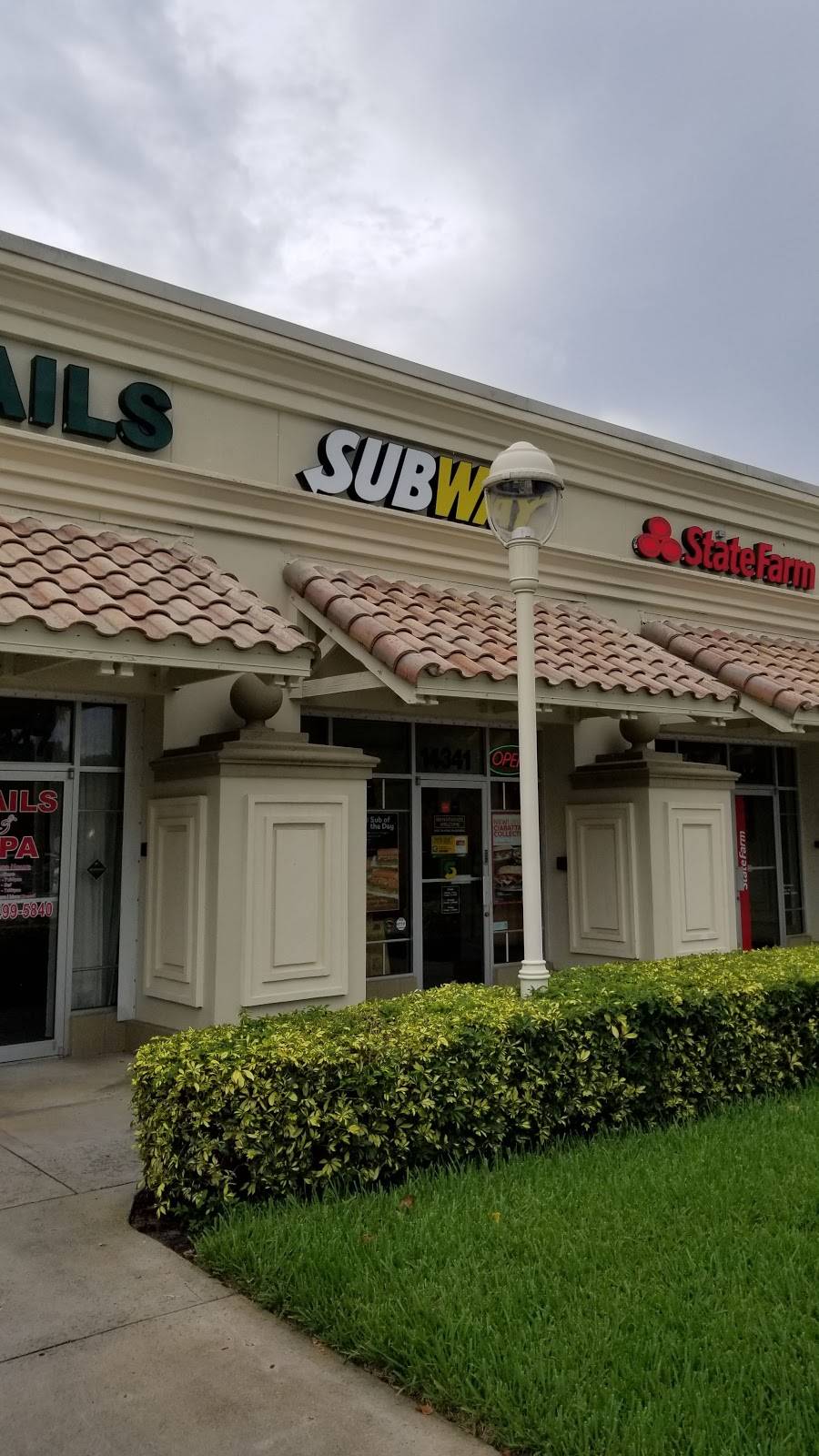 Subway Restaurants | restaurant | 14341 Miramar Parkway Store No B-5 Shopppes at, Monarch Lakes Blvd, Miramar, FL 33027, USA | 9544430544 OR +1 954-443-0544