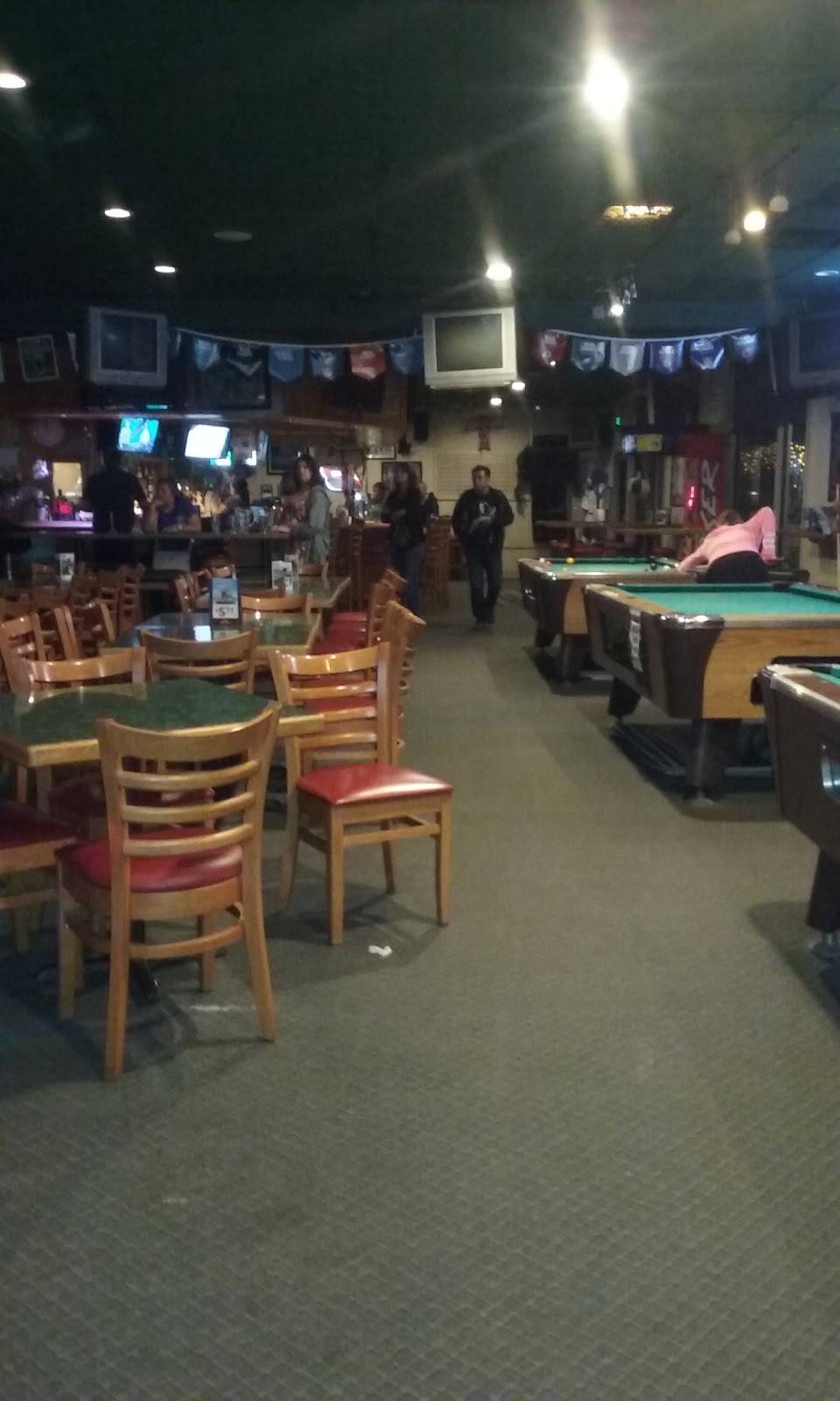 Centerfield Sports Bar & Grill | restaurant | 17296 Beach Blvd, Huntington Beach, CA 92647, USA | 7148480113 OR +1 714-848-0113