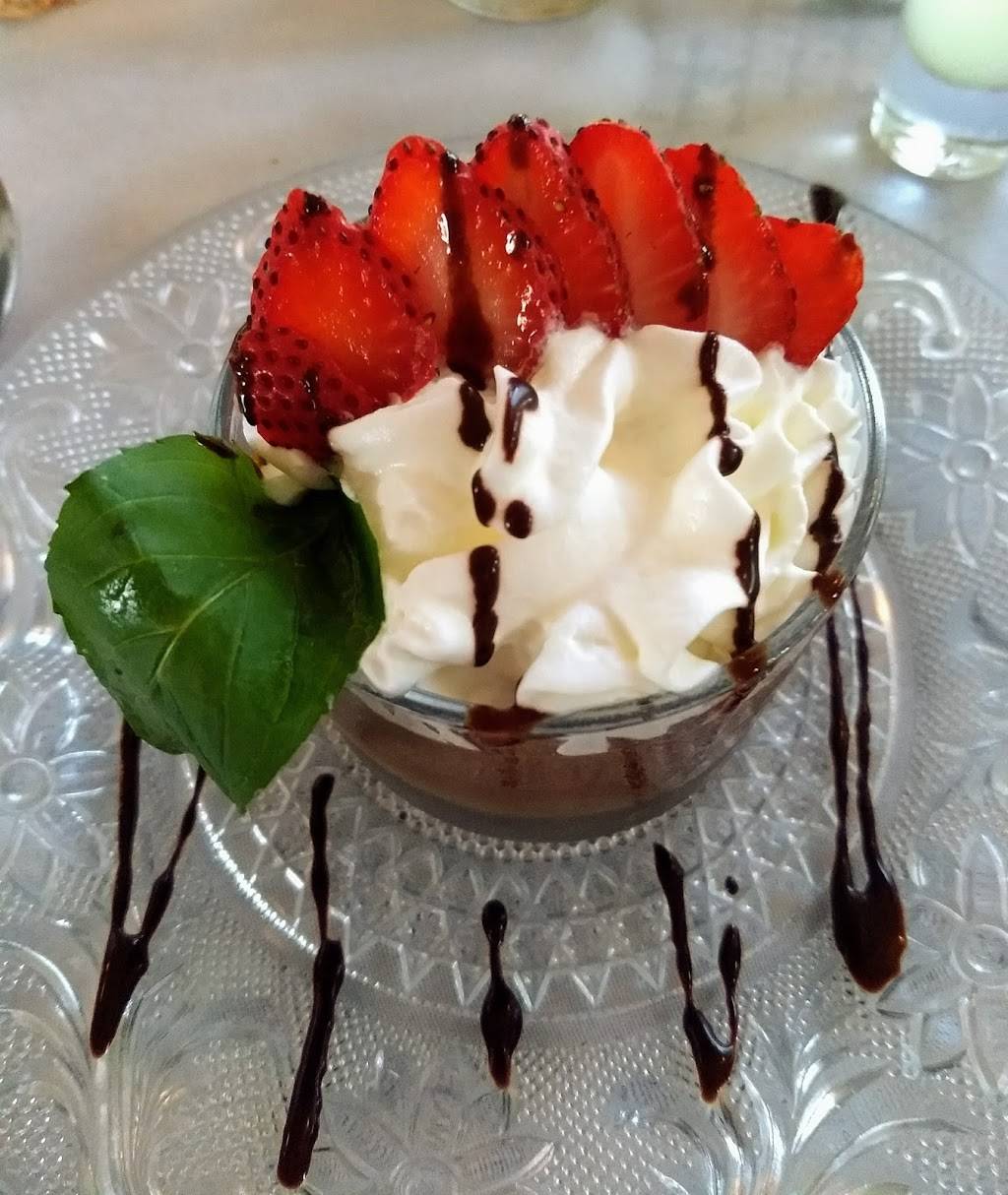 9 Ryder | restaurant | 9 Ryder St, Provincetown, MA 02657, USA | 5084879990 OR +1 508-487-9990