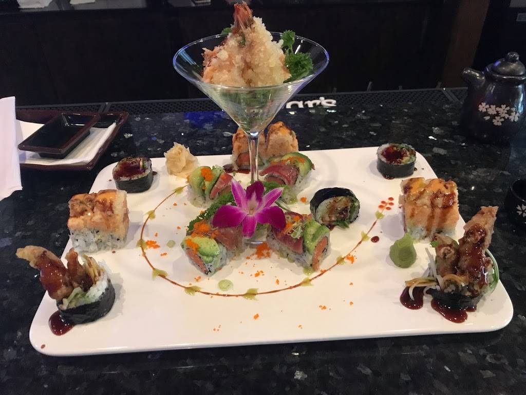 Oyummy Asian Bistro | restaurant | 253 Lincoln Ave, Haverhill, MA 01830, USA | 9788915312 OR +1 978-891-5312