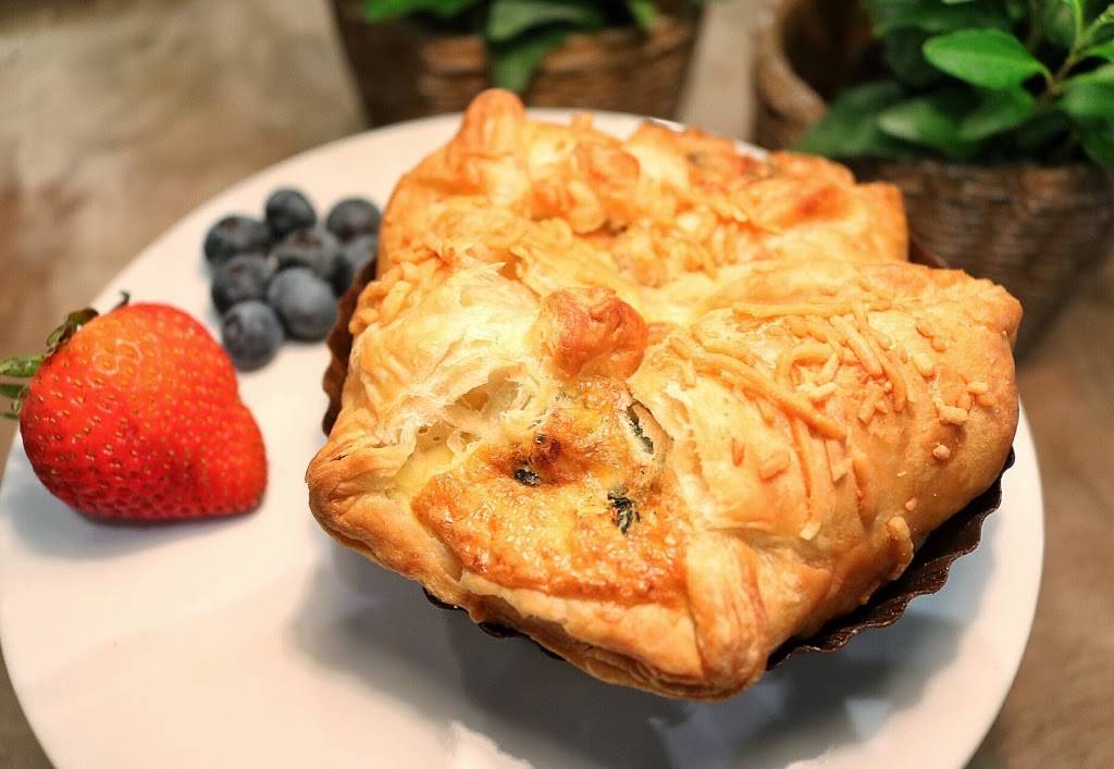 Coastal Fog | restaurant | 330 Evans St, Greenville, NC 27858, USA | 2523472632 OR +1 252-347-2632