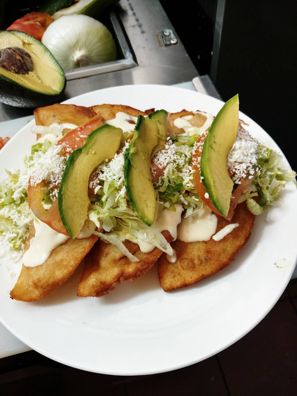 Emmas Taqueria | restaurant | 601 S C St, Madera, CA 93638, USA | 5593953030 OR +1 559-395-3030