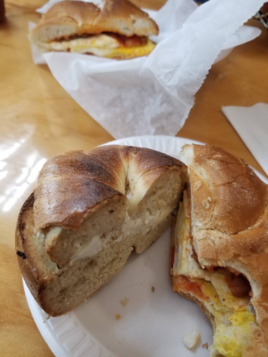 Rego Park Deli and Pastry | bakery | 97-34 63rd Rd, Rego Park, NY 11374, USA | 7189970957 OR +1 718-997-0957