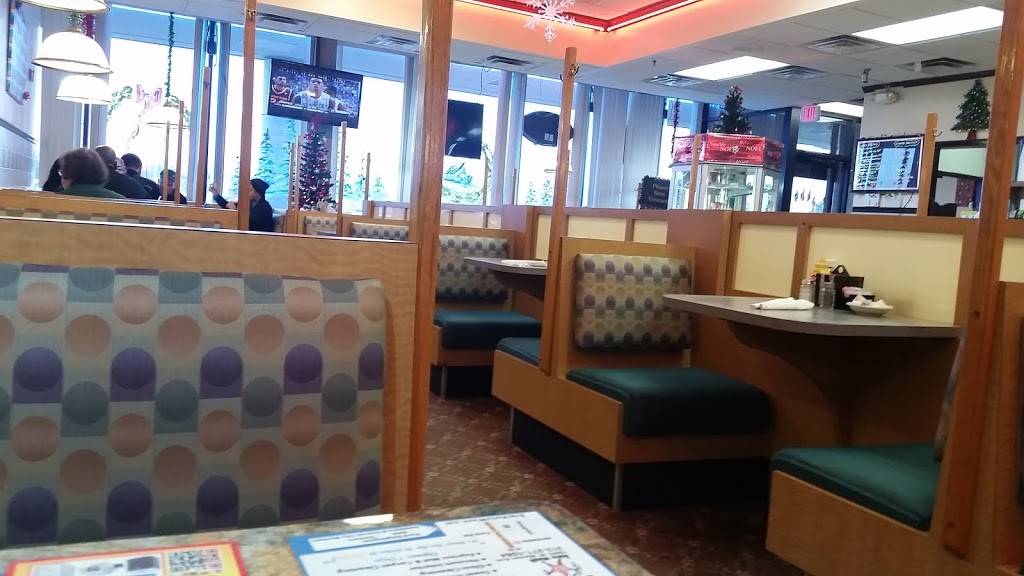 Holiday Grill Coney Island | restaurant | 22926 Michigan Ave, Dearborn, MI 48124, USA | 3137249979 OR +1 313-724-9979