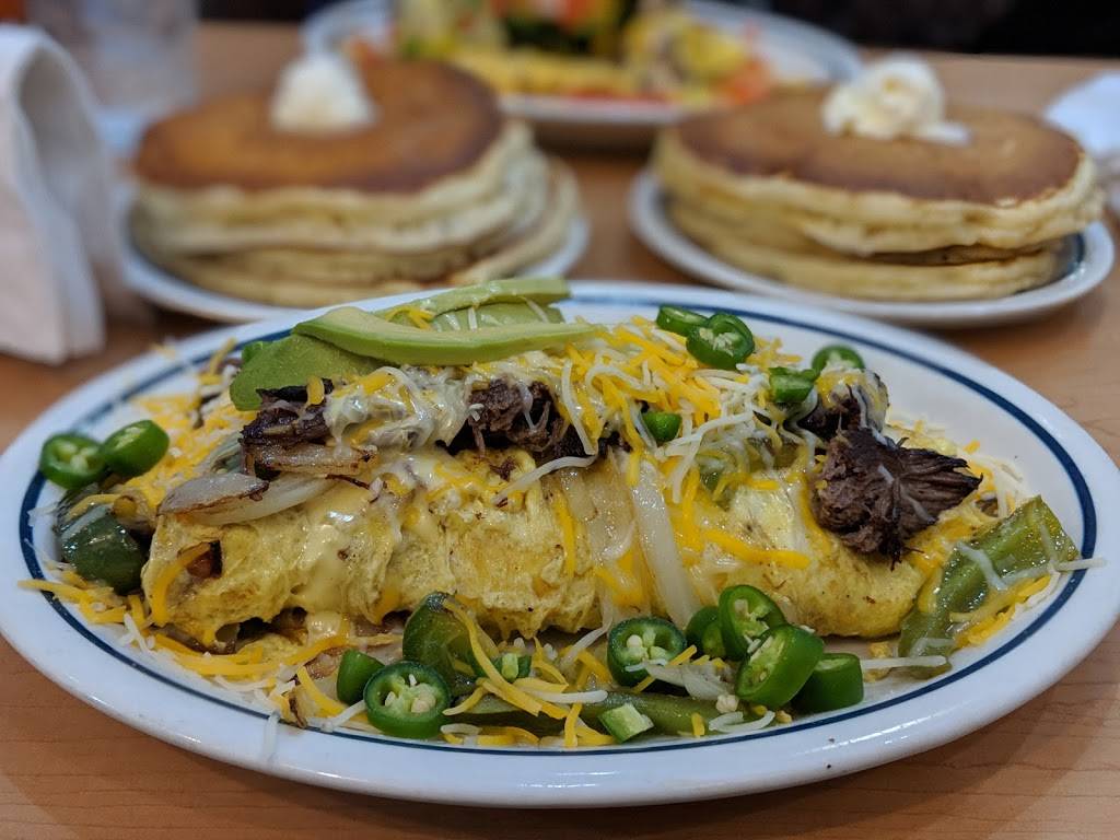 IHOP | restaurant | 3020 Tulare St, Fresno, CA 93721, USA | 5594868642 OR +1 559-486-8642