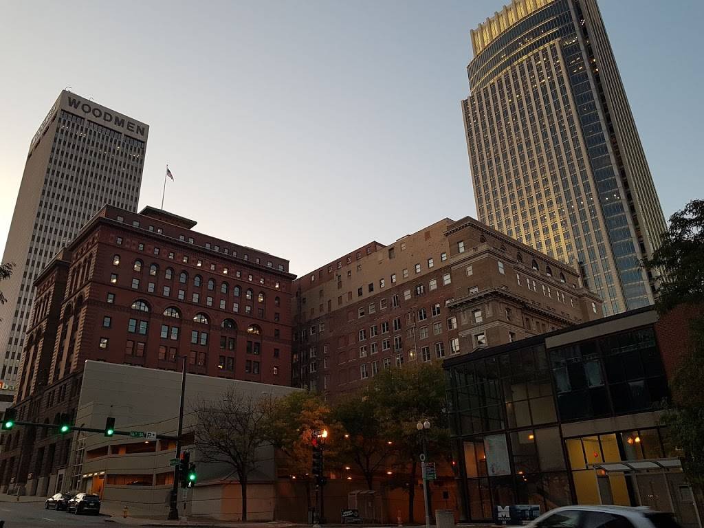 Panda House Downtown | meal delivery | 301 S 16th St, Omaha, NE 68102, USA | 4023481818 OR +1 402-348-1818