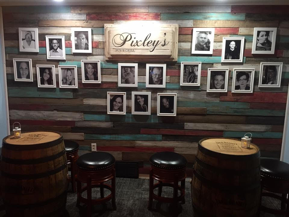 Pixleys Pub & Grill | restaurant | 18699 Crowley Ridge Dr, Bloomfield, MO 63825, USA | 5738952212 OR +1 573-895-2212