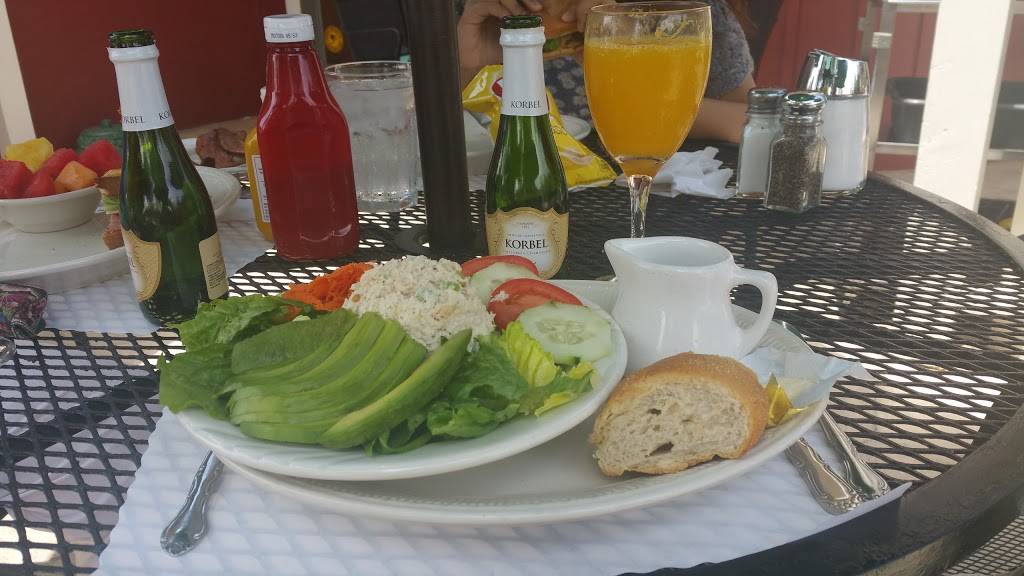 Montecito Coffee Shop | restaurant | 1498 E Valley Rd, Santa Barbara, CA 93108, USA | 8059696250 OR +1 805-969-6250