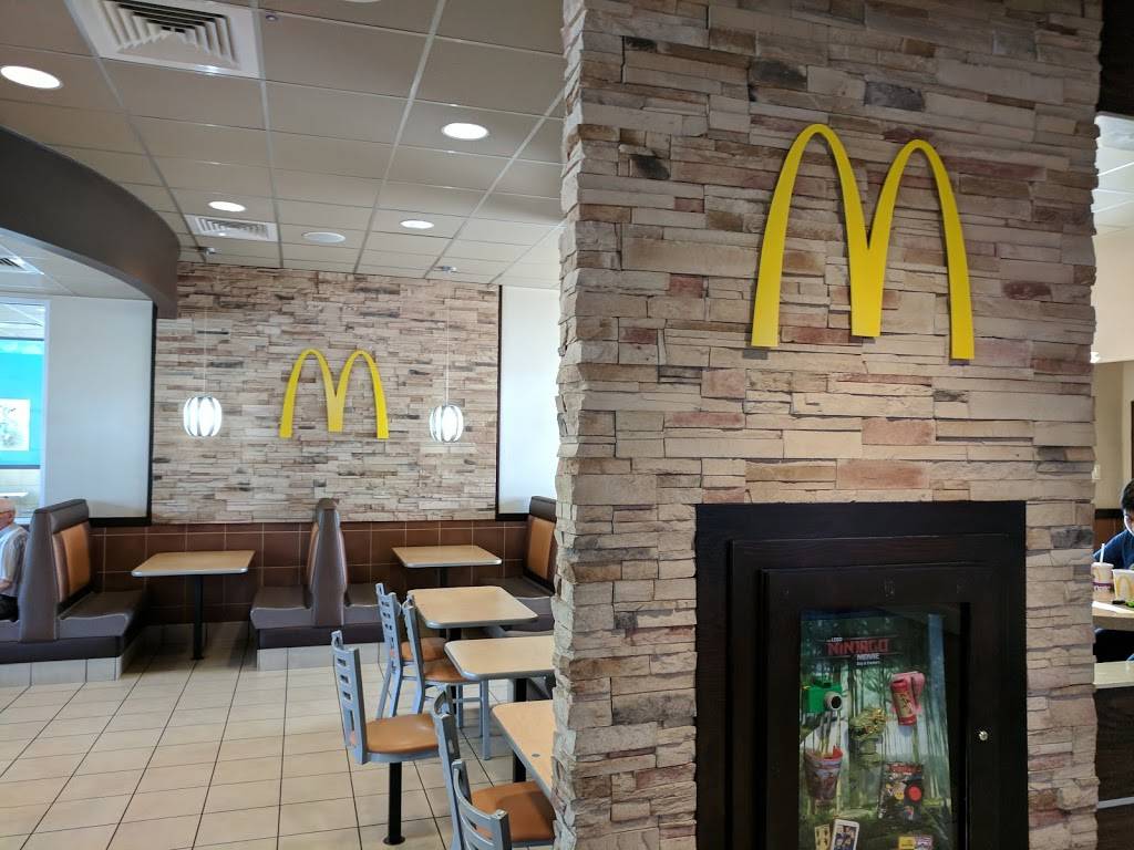 McDonalds | cafe | 591 Holcomb Bridge Rd, Roswell, GA 30076, USA | 7709922974 OR +1 770-992-2974