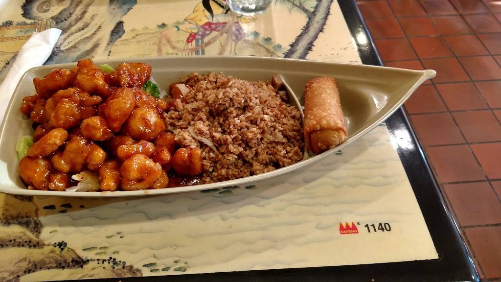 Jackie Chens Asian Diner | meal takeaway | 2199 Brookpark Rd, Cleveland, OH 44134, USA | 2167390988 OR +1 216-739-0988