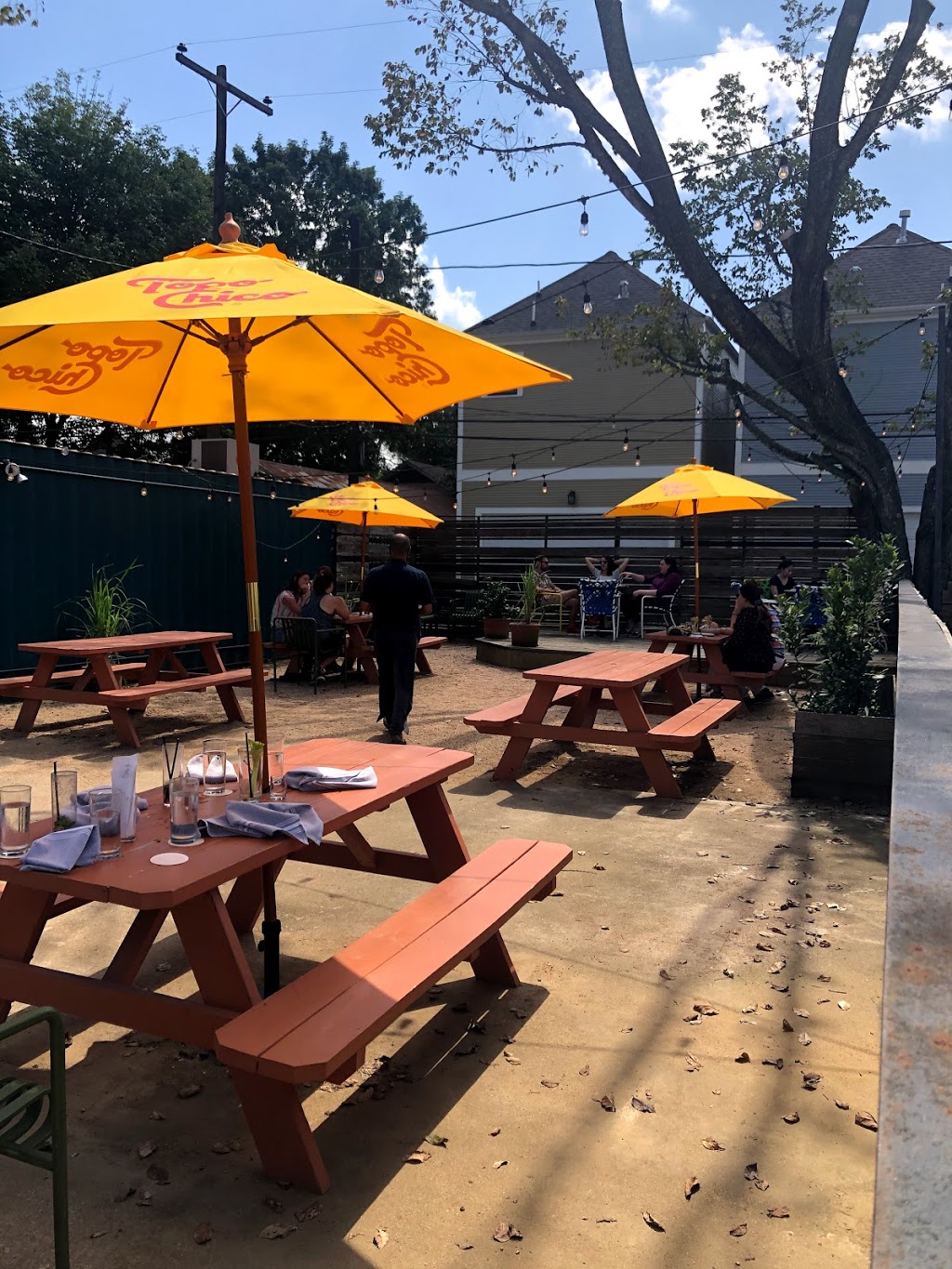 Squable | restaurant | 632 W 19th St, Houston, TX 77008, USA | 8328347362 OR +1 832-834-7362