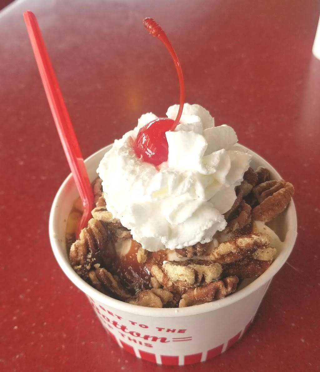 Freddys Frozen Custard & Steakburgers | restaurant | 1925 E 2nd St, Edmond, OK 73034, USA | 4058441514 OR +1 405-844-1514