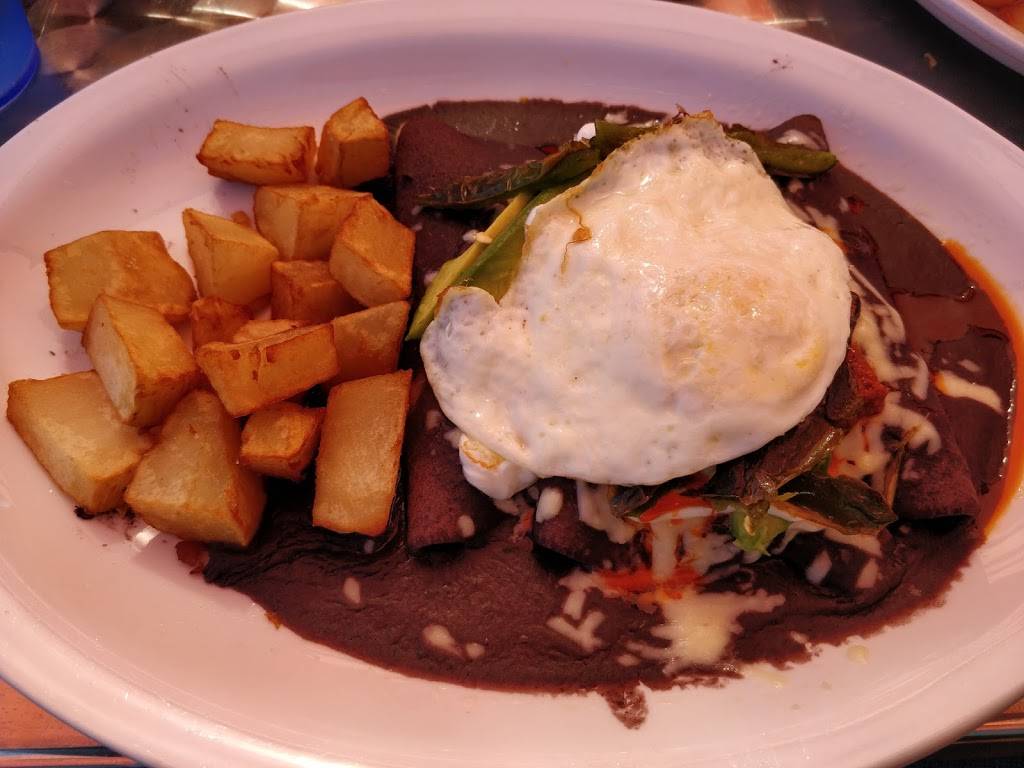 Casa La Bonita | restaurant | 23535 I-10, San Antonio, TX 78257, USA | 2102760844 OR +1 210-276-0844