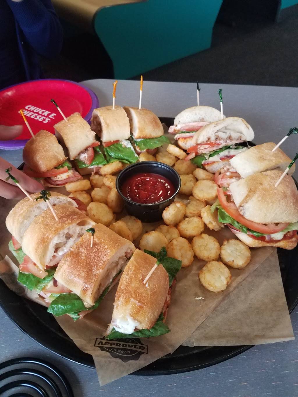 Chuck E. Cheeses | restaurant | 2990 S 108th St, West Allis, WI 53227, USA | 4145463600 OR +1 414-546-3600