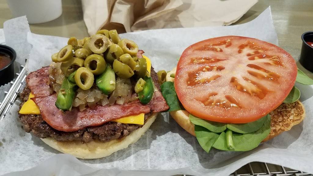 Burger Boss | restaurant | 6800 CA-1, Newport Beach, CA 92663, USA | 7148825858 OR +1 714-882-5858