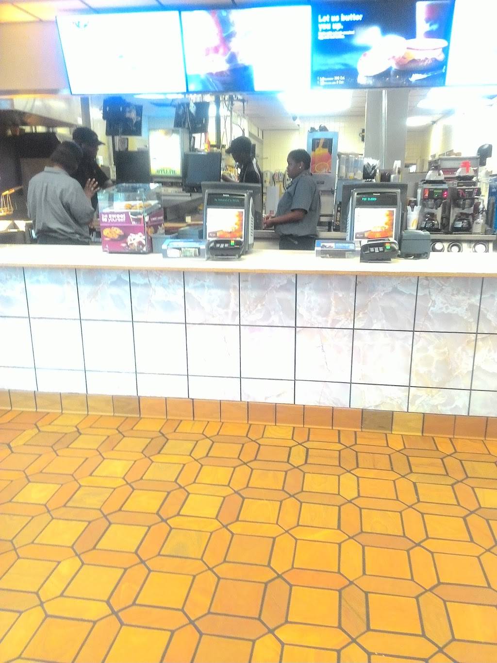 McDonalds | cafe | 6205 Youree Dr, Shreveport, LA 71105, USA | 3187978327 OR +1 318-797-8327