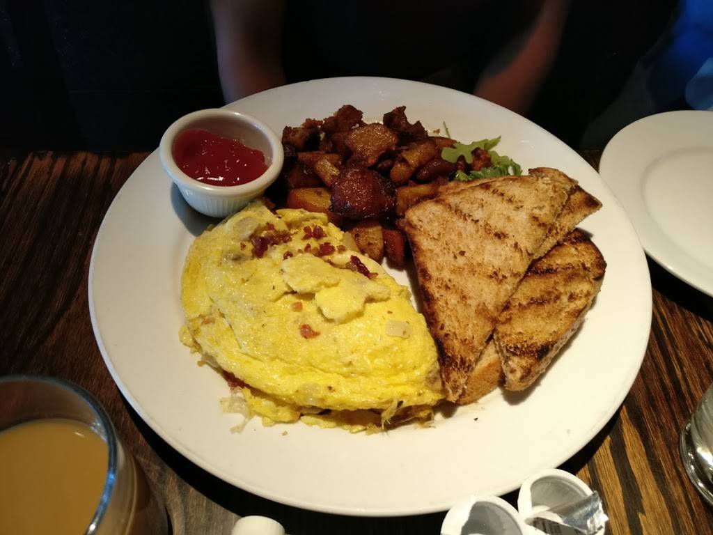 The Dogwood | restaurant | 3712 Washington St, Jamaica Plain, MA 02130, USA | 6175227997 OR +1 617-522-7997