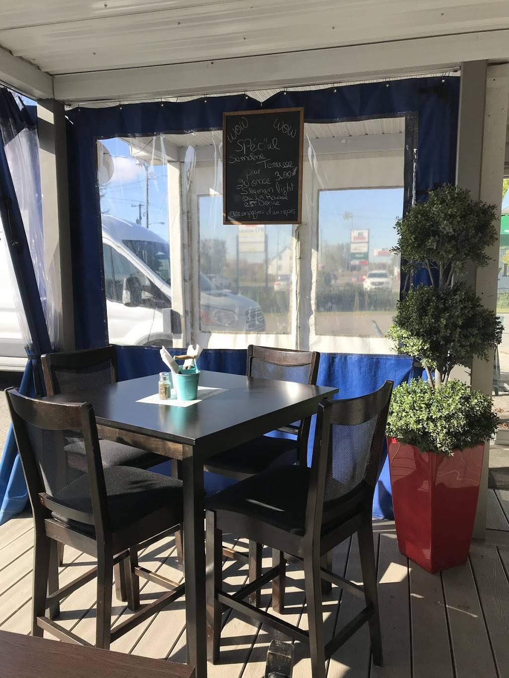 resto le Gentilly | restaurant | 3780 Boul Bécancour, Bécancour, QC G9H 3W5, Canada | 8192983201 OR +1 819-298-3201