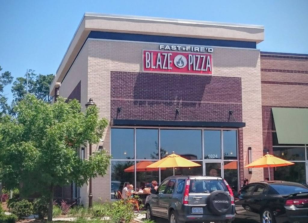 Blaze Pizza | meal takeaway | 1024 Market Center Drive, Morrisville, NC 27560, USA | 9192615941 OR +1 919-261-5941