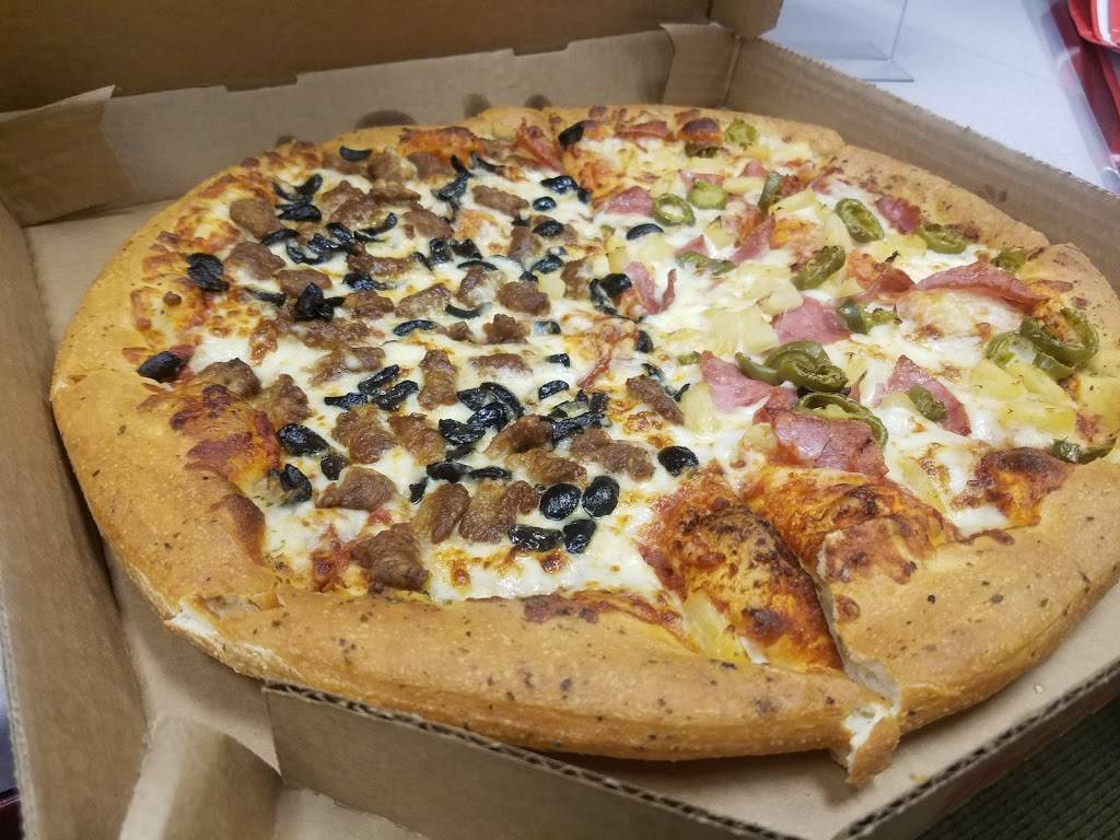 Pizza Hut | restaurant | 7652 Gessner Rd, Houston, TX 77040, USA | 8324673350 OR +1 832-467-3350