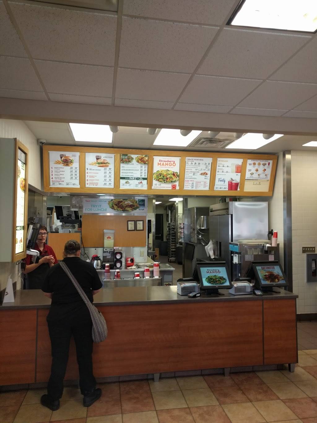 Wendys | restaurant | 450 St Clair St, Chatham, ON N7L 3K7, Canada | 5193516653 OR +1 519-351-6653