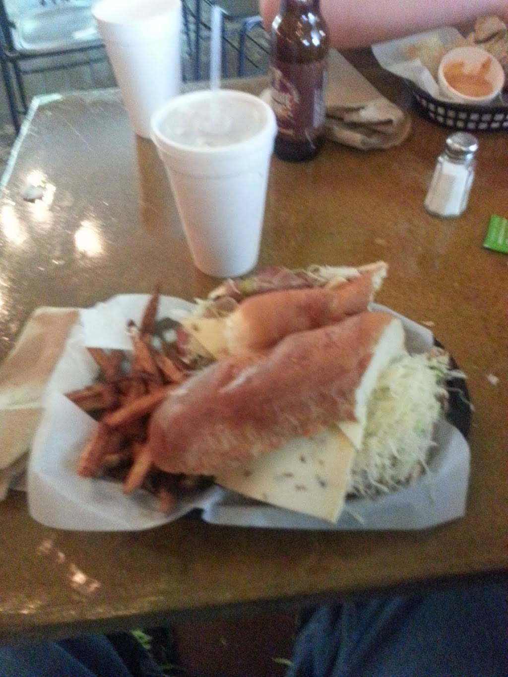 Wing Dingers | restaurant | 700 NW Loop 564, Mineola, TX 75773, USA | 9035691113 OR +1 903-569-1113