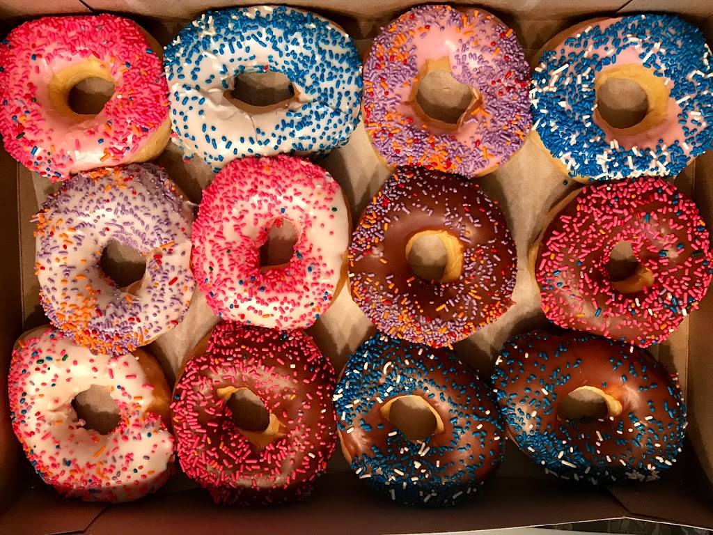 Hole in One Doughnuts | cafe | 410 N Alexander St, Plant City, FL 33563, USA | 8137548062 OR +1 813-754-8062