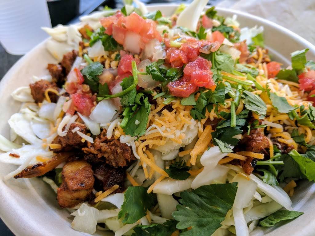 Chronic Tacos | restaurant | 116 Palm Ave, Burbank, CA 91502, USA | 7472299016 OR +1 747-229-9016