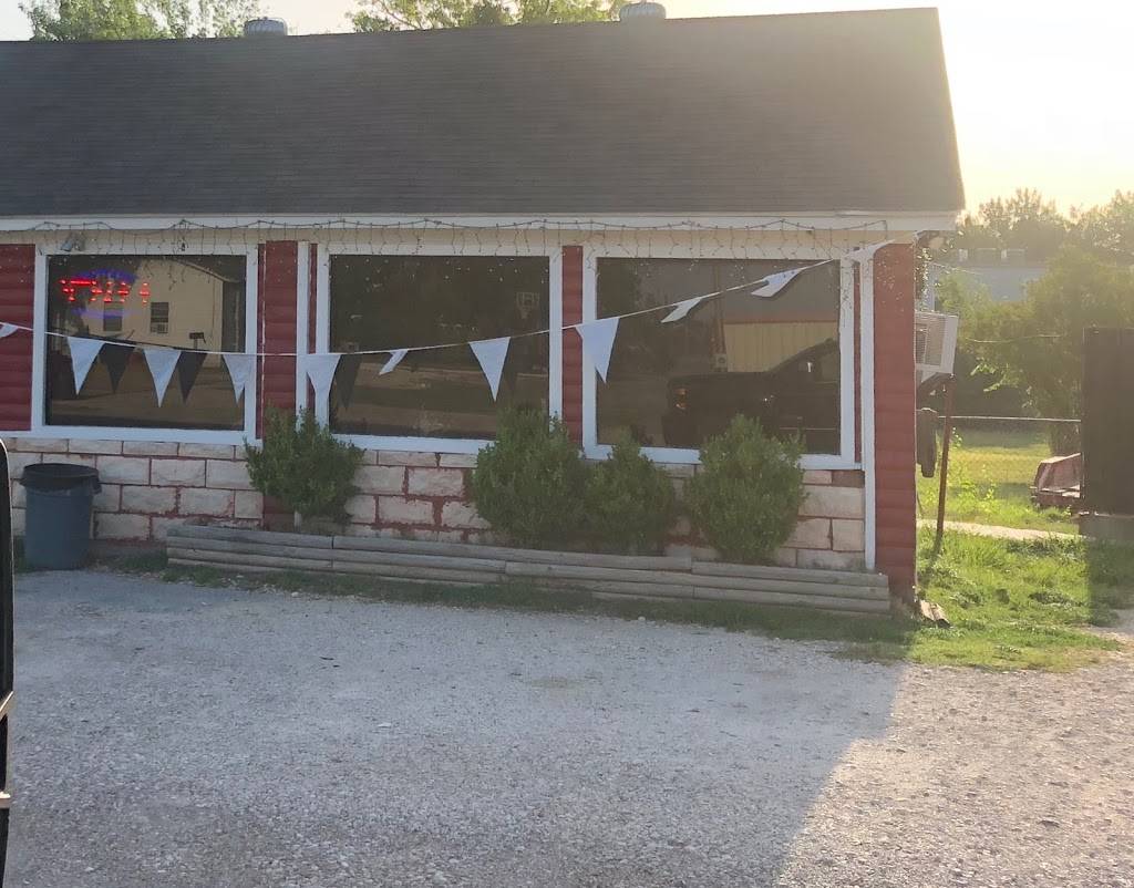 Karen | restaurant | 221 S Hill St, Itasca, TX 76055, USA | 2546879076 OR +1 254-687-9076