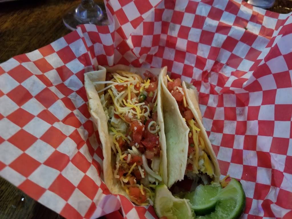 Sandbar Sports Grill | restaurant | 3064 Grand Ave, Miami, FL 33133, USA | 3054445270 OR +1 305-444-5270