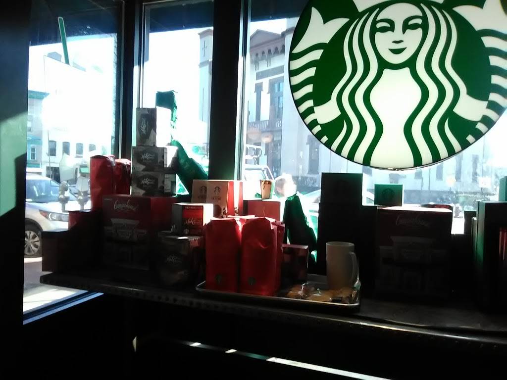Starbucks | cafe | 211 Main St, Northampton, MA 01060, USA | 4135820041 OR +1 413-582-0041