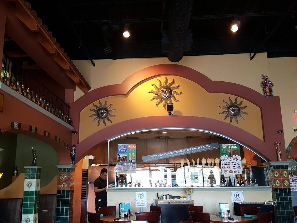 Habaneros Mexican Kitchen | restaurant | 869 N Mayfair Rd, Milwaukee, WI 53226, USA | 4146079025 OR +1 414-607-9025