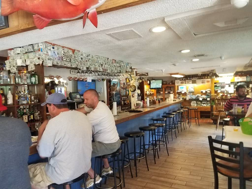 Margie & Rays Crabhouse | restaurant | 1240 Sandbridge Rd, Virginia Beach, VA 23456, USA | 7577212287 OR +1 757-721-2287