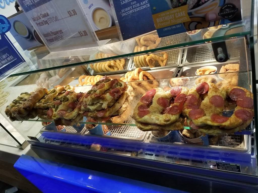 Auntie Annes Pretzels | cafe | 1 Mills Cir #1026, Ontario, CA 91764, USA | 9099802014 OR +1 909-980-2014
