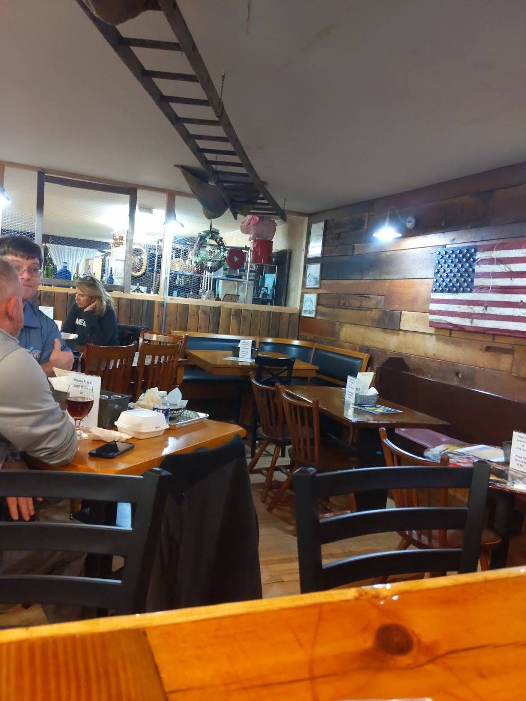 Red Lion Alesmiths | restaurant | 157 E Broadway, Red Lion, PA 17356, USA | 7178876599 OR +1 717-887-6599