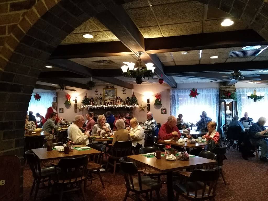 Bohemian Crystal | restaurant | 639 Blackhawk Dr, Westmont, IL 60559, USA | 6307891981 OR +1 630-789-1981