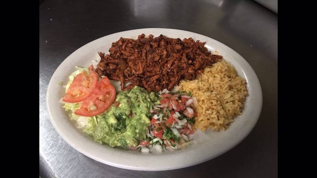 My Guadalajara | restaurant | 4414 W Commerce St, San Antonio, TX 78237, USA | 2104337200 OR +1 210-433-7200