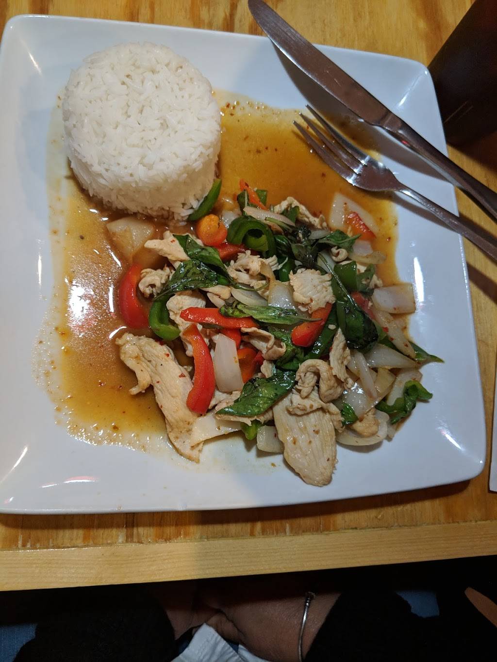 Thai Cafe | restaurant | 1177 Park Ave, Orange Park, FL 32073, USA | 9045410204 OR +1 904-541-0204