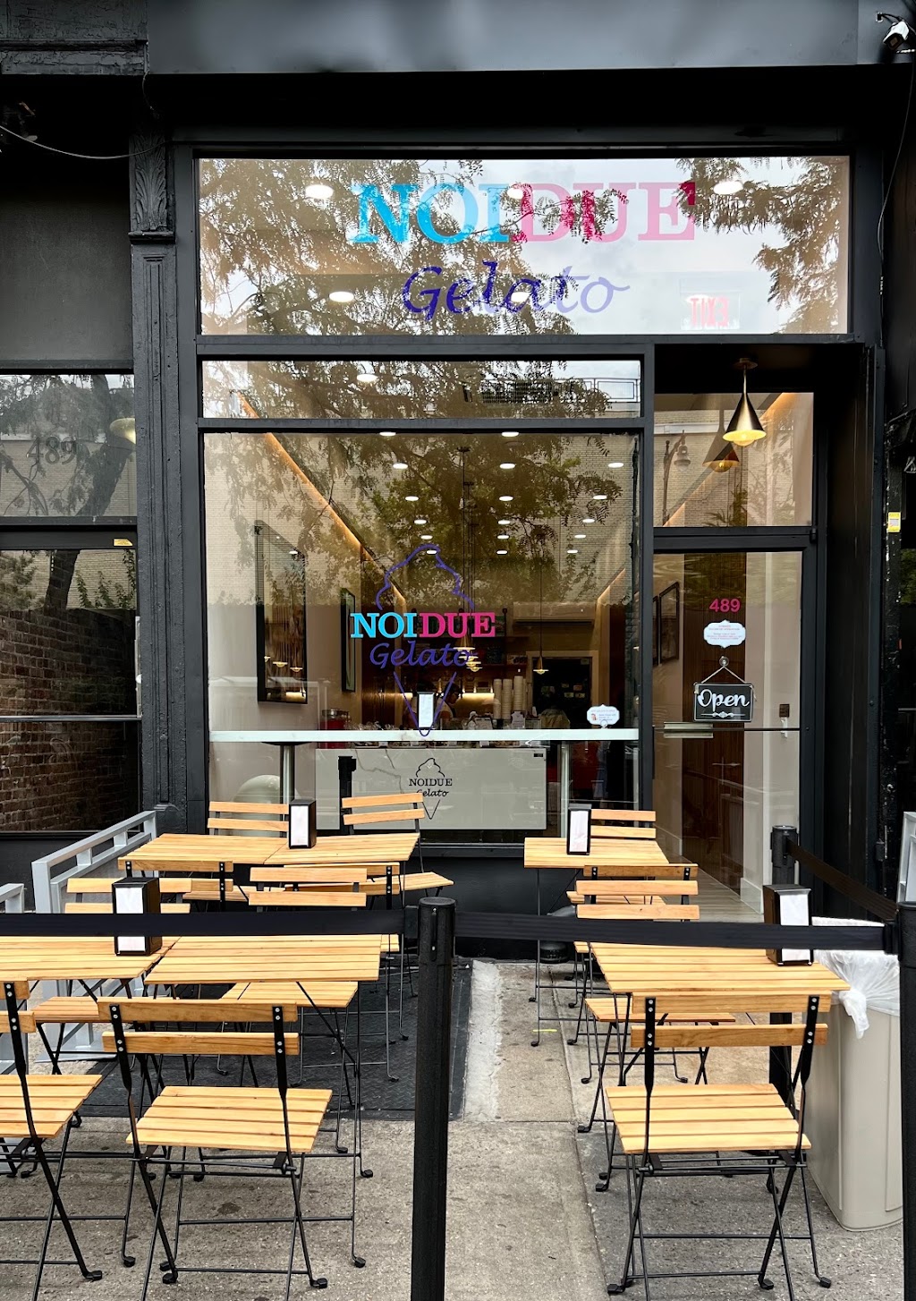 Noi Due Gelato | restaurant | 489 Columbus Ave, New York, NY 10024, USA | 2127122222 OR +1 212-712-2222